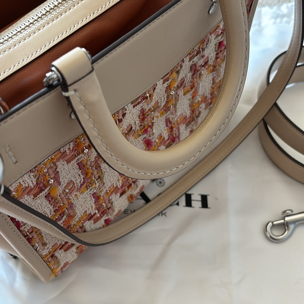 Rogue Bag 25 in Tweed - Picture 8 of 15